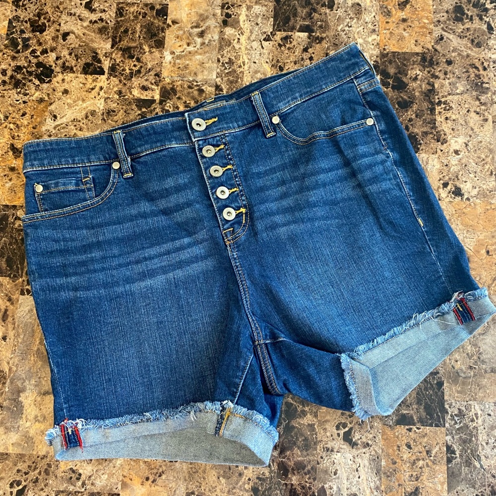 Like New Torrid Jean Short